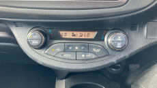 Toyota Yaris 1.33 VVT-i Icon+ 5dr Petrol Hatchback